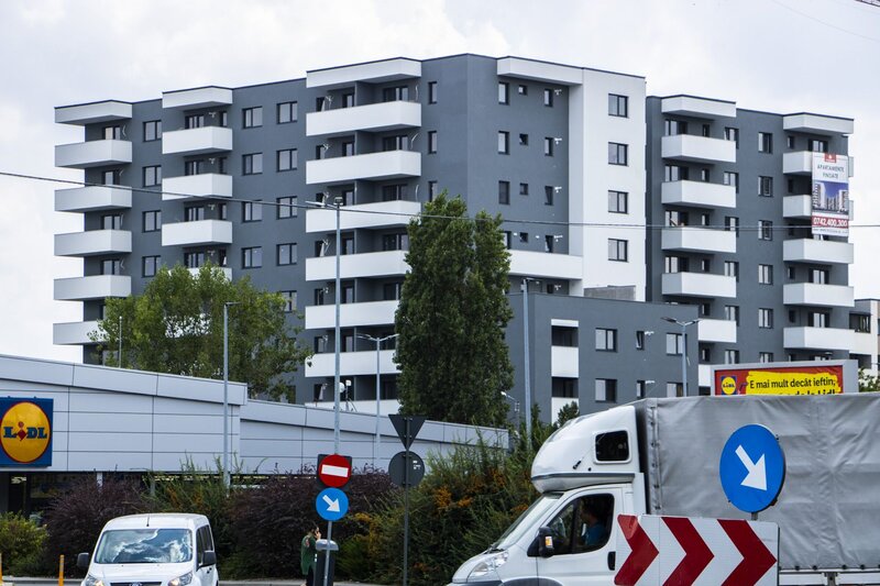 Apartamentul 2 Camere, bucatarie inchisa, balcon, mobilat/utilat, 5 minute Metrou, bloc nou